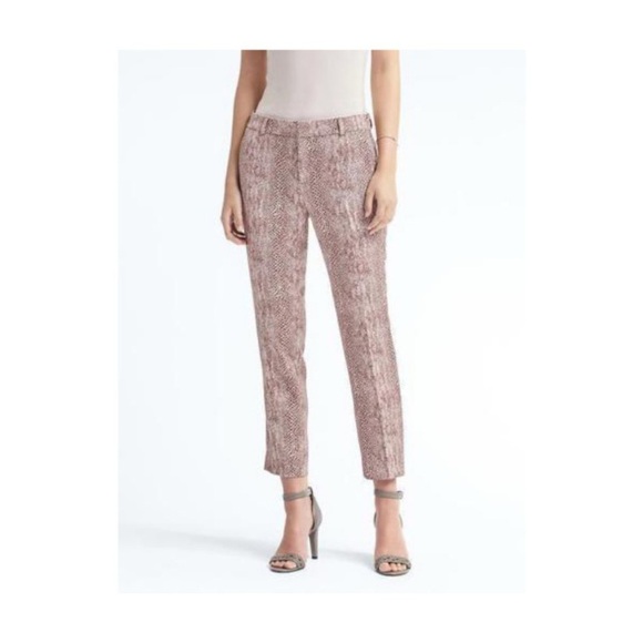 Banana Republic | Avery Fit Snakeskin Print Trouser | Size 2 - Picture 1 of 12